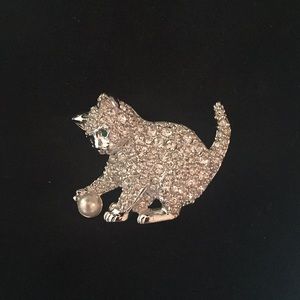 Swarovski Retired Cat Pin